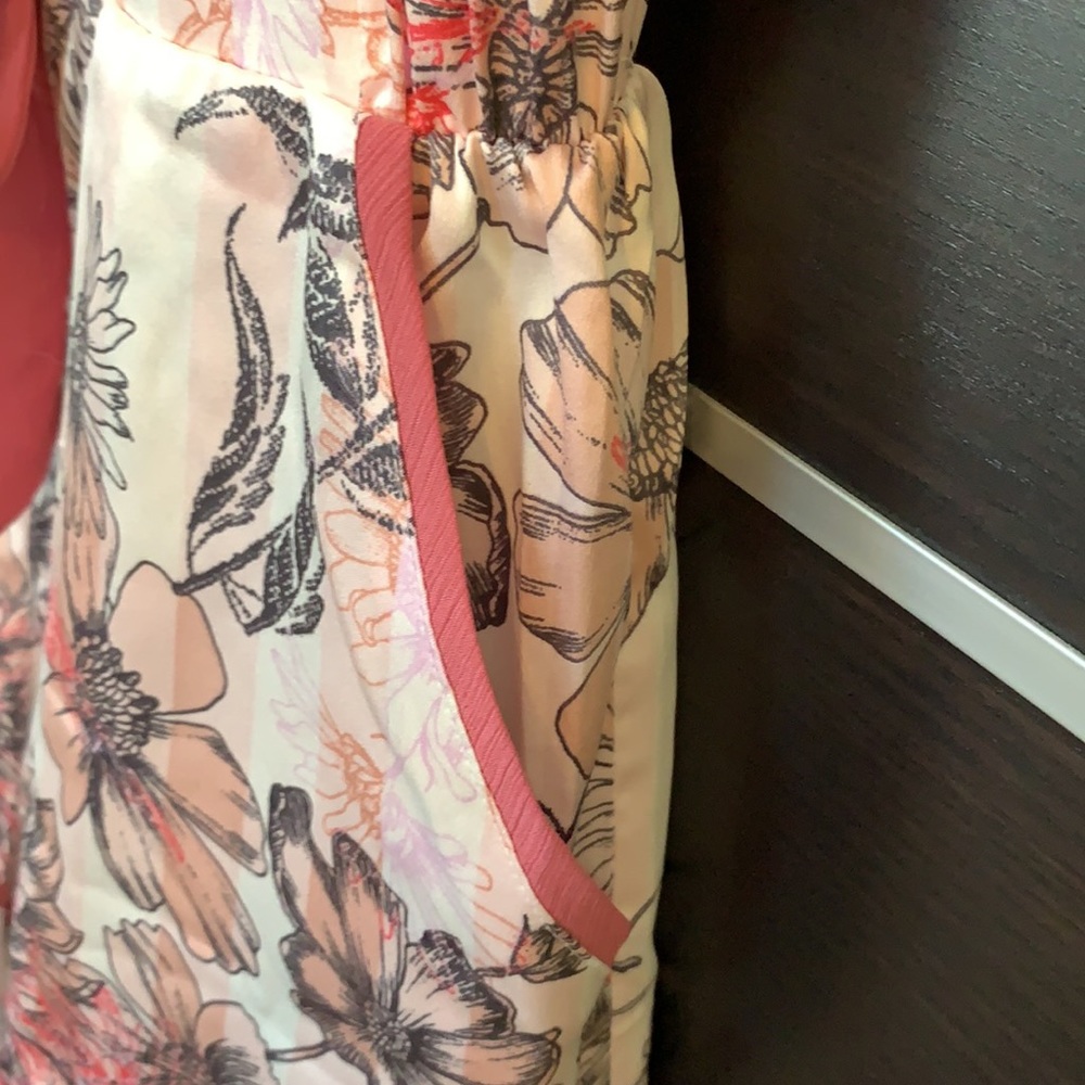 Victoria’s Secret Satin Waist Floral Tie Romper Pajamas - Picture 9 of 16